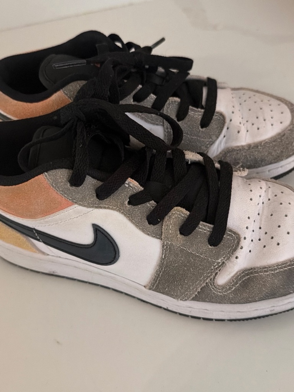 Jordans Low Nike Sneakers in White, Gray & Peach size 6.5y